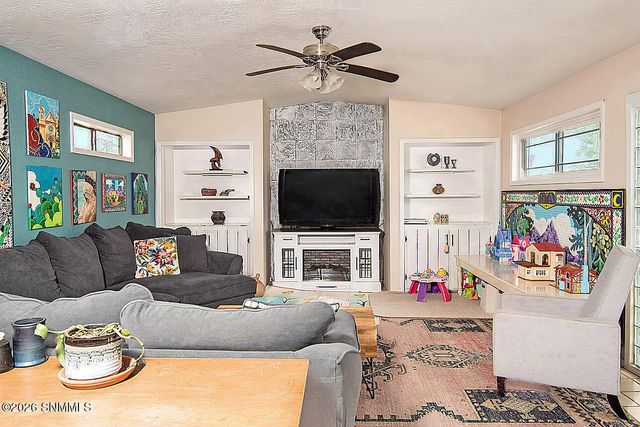 860 Lees Drive, Las Cruces, NM 88001