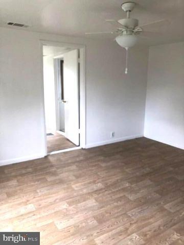 698 WETZEL RD, Woodstock, VA 22664