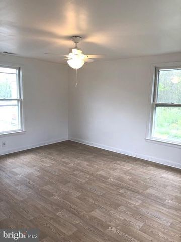 698 WETZEL RD, Woodstock, VA 22664