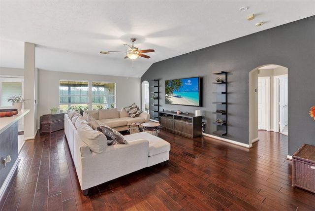 18223 Waverly Bend Lane, Cypress, TX 77433