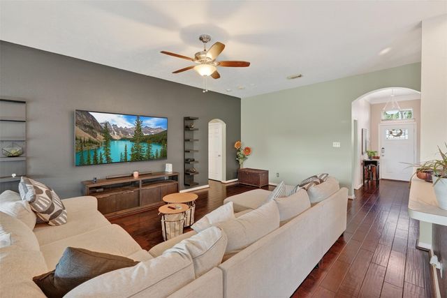 18223 Waverly Bend Lane, Cypress, TX 77433