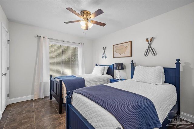 8 Arapaho Dr, Pensacola, FL 32507