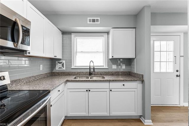 412 Savage Dr Unit D, Newport News, VA 23602