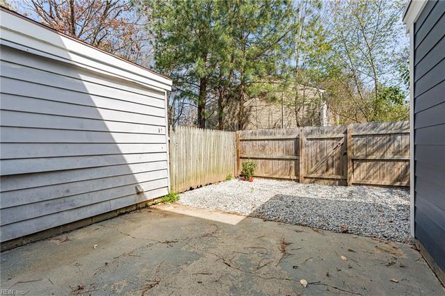 412 Savage Dr Unit D, Newport News, VA 23602