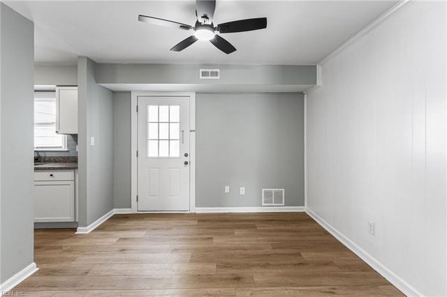 412 Savage Dr Unit D, Newport News, VA 23602