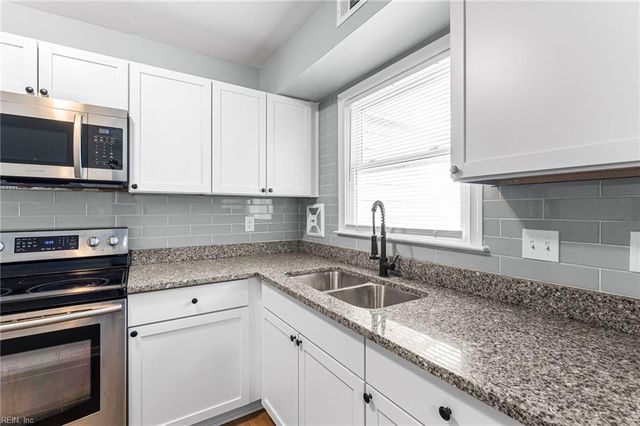 412 Savage Dr Unit D, Newport News, VA 23602