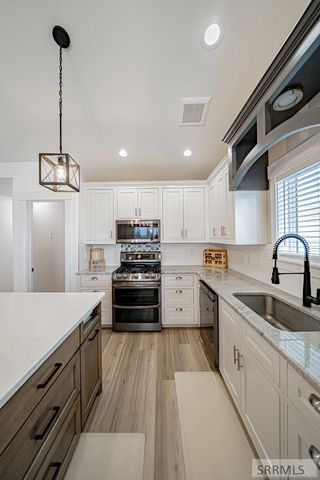 1444 N 570 E, Shelley, ID 83274