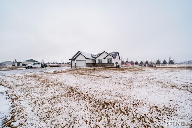 1444 N 570 E, Shelley, ID 83274