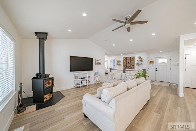 1444 N 570 E, Shelley, ID 83274