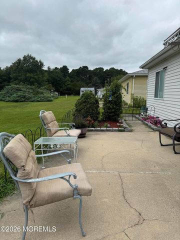 179 Biabou Drive, Toms River, NJ 08757