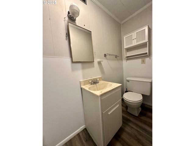 2302 N DEPOT St, La Grande, OR 97850