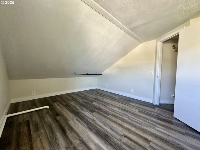 2302 N DEPOT St, La Grande, OR 97850