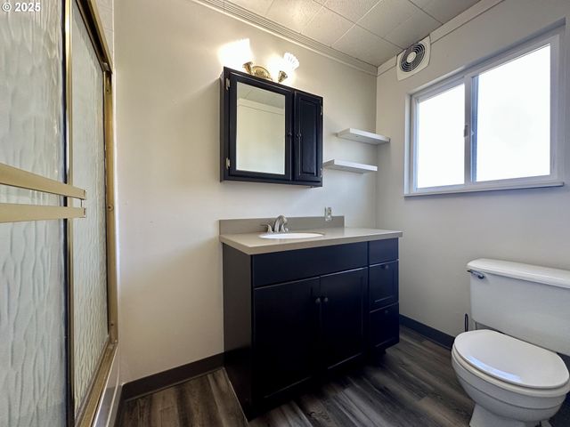 2302 N DEPOT St, La Grande, OR 97850