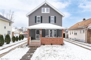 30 20th Street SW, Barberton, OH 44203