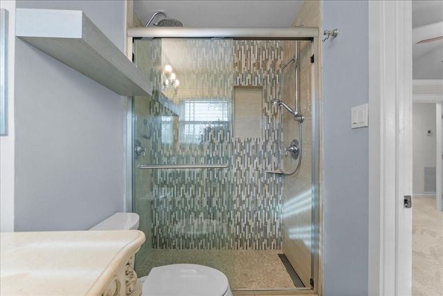1572 Silverpines Road 572, Houston, TX 77062