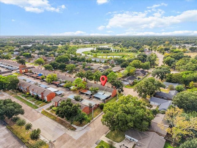 1572 Silverpines Road 572, Houston, TX 77062