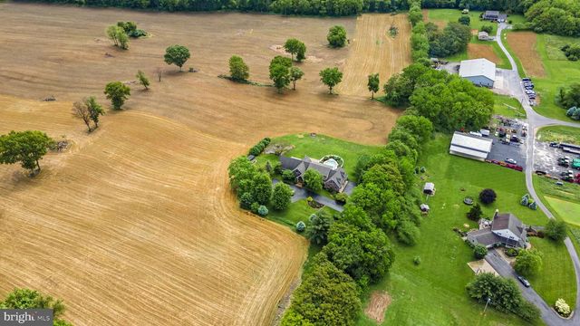 5118 BURKHOLDER ROAD, Chambersburg, PA 17202