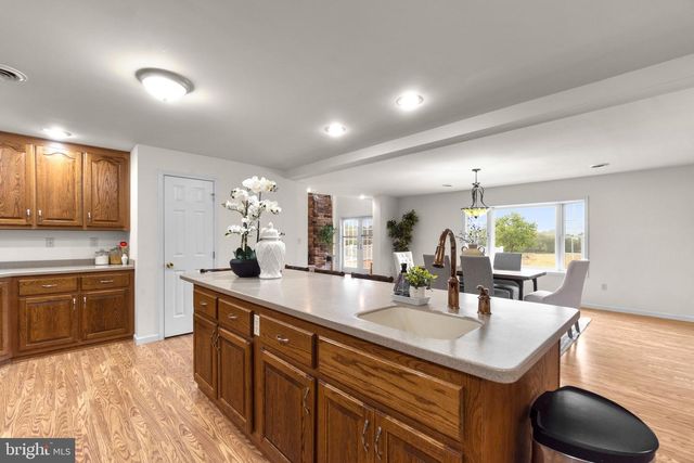 5118 BURKHOLDER ROAD, Chambersburg, PA 17202