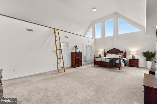 5118 BURKHOLDER ROAD, Chambersburg, PA 17202