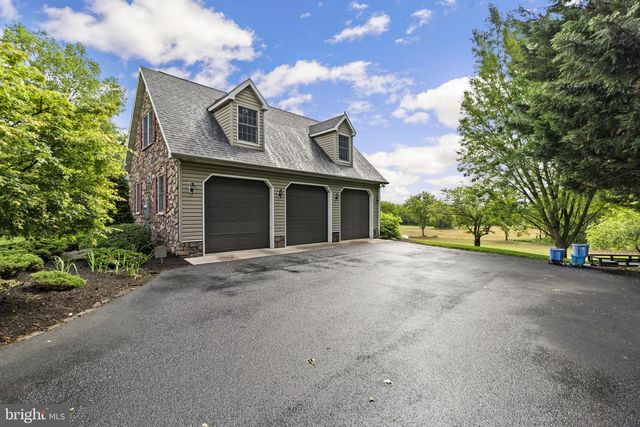 5118 BURKHOLDER ROAD, Chambersburg, PA 17202