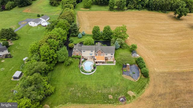 5118 BURKHOLDER ROAD, Chambersburg, PA 17202