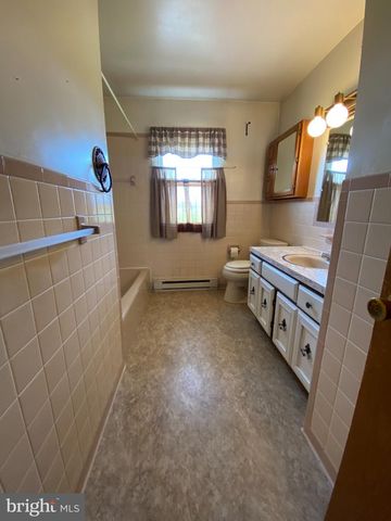 39 TIMOTHY DR, Martinsburg, WV 25405