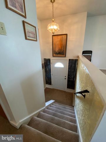 39 TIMOTHY DR, Martinsburg, WV 25405