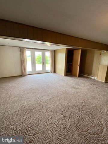 39 TIMOTHY DR, Martinsburg, WV 25405
