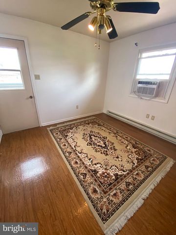 39 TIMOTHY DR, Martinsburg, WV 25405