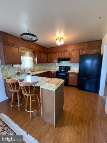 39 TIMOTHY DR, Martinsburg, WV 25405