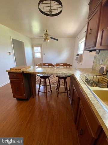 39 TIMOTHY DR, Martinsburg, WV 25405