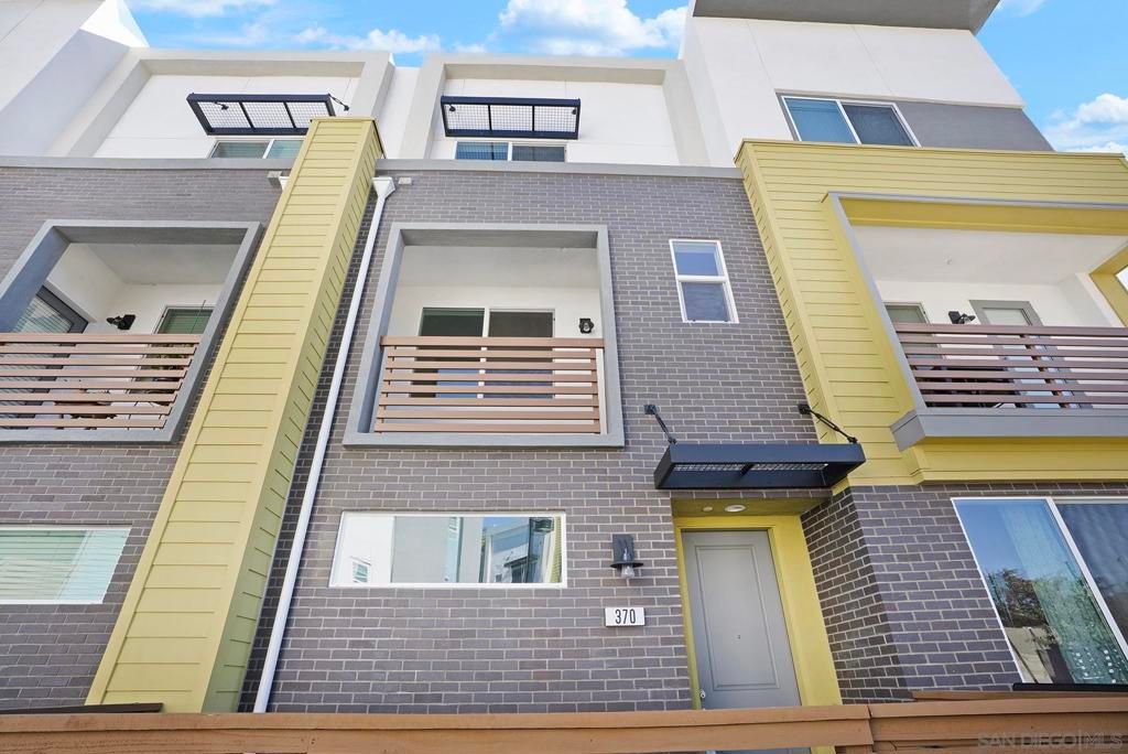 370 Gateway Dr, El Cajon, CA 92020