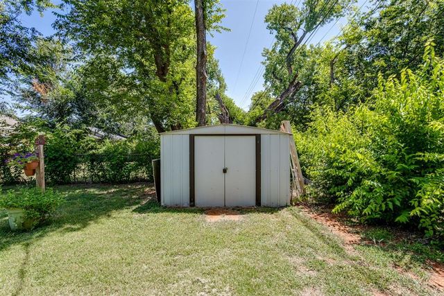 1912 Carlisle Road, The Village, OK 73120