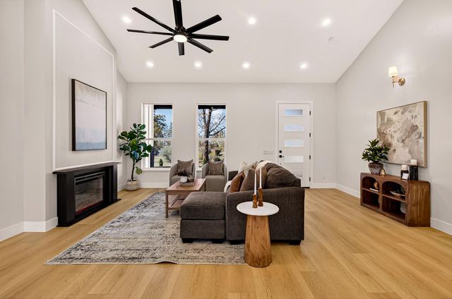 5892 Kibler Rd, Paradise, CA 95969