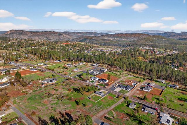 5892 Kibler Rd, Paradise, CA 95969