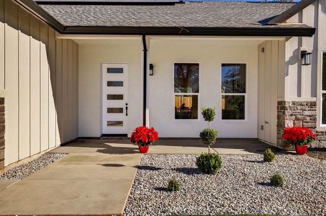 5892 Kibler Rd, Paradise, CA 95969