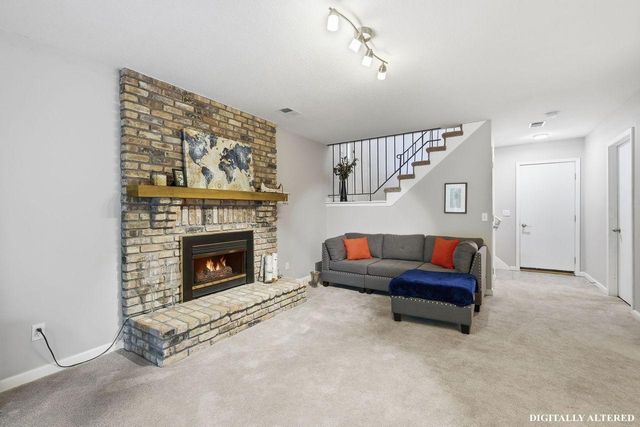 18385 Creeks Bend Drive, Minnetonka, MN 55345