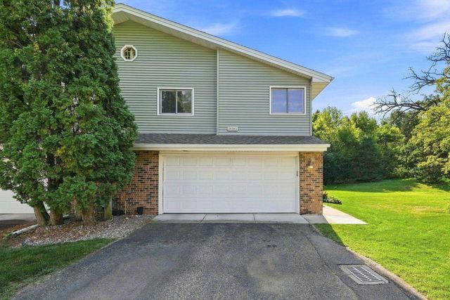 18385 Creeks Bend Drive, Minnetonka, MN 55345