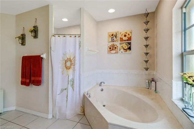 2330 45th AVE NE, Naples, FL 34120