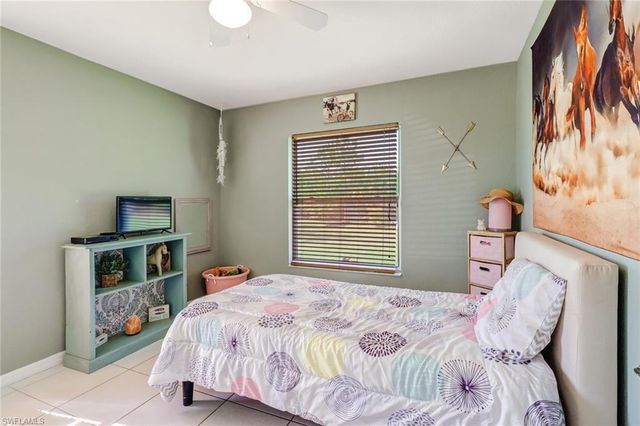 2330 45th AVE NE, Naples, FL 34120