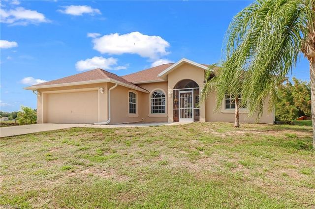 2330 45th AVE NE, Naples, FL 34120