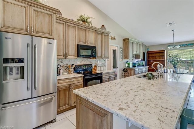 2330 45th AVE NE, Naples, FL 34120