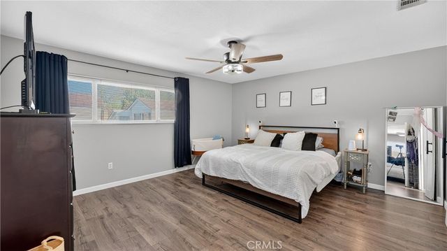 1913 W Wakeham, Santa Ana, CA 92704