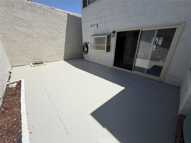 1913 W Wakeham, Santa Ana, CA 92704