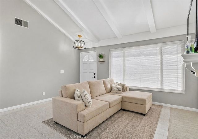 1913 W Wakeham, Santa Ana, CA 92704