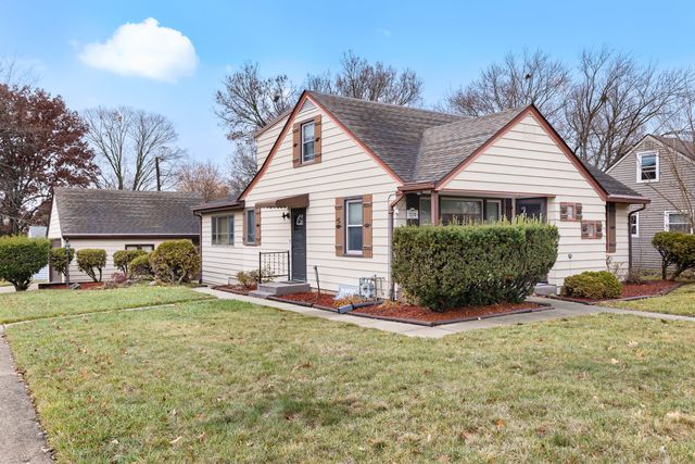 2239 Ohio Parkway, Rockford, IL 61108