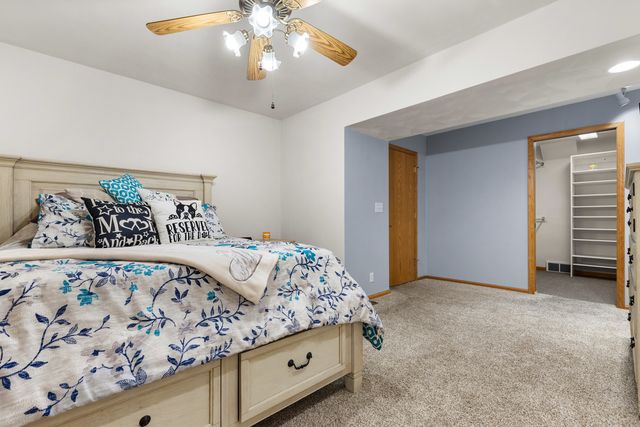 2239 Ohio Parkway, Rockford, IL 61108