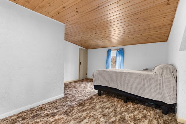 2239 Ohio Parkway, Rockford, IL 61108