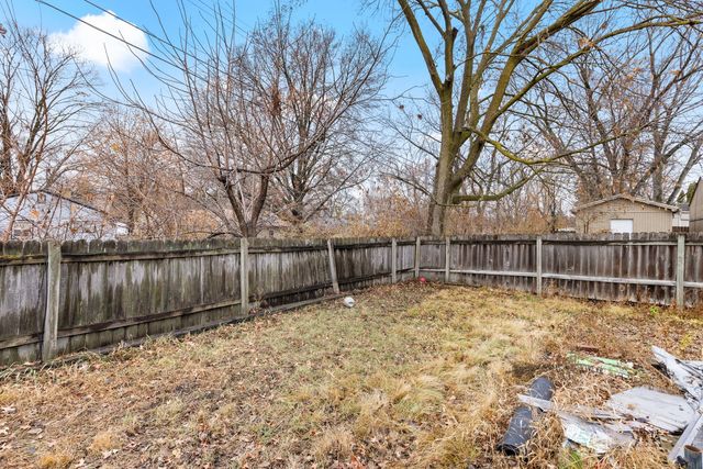 2239 Ohio Parkway, Rockford, IL 61108