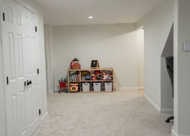 21 Chamber Rock Rd., Bourne, MA 02532